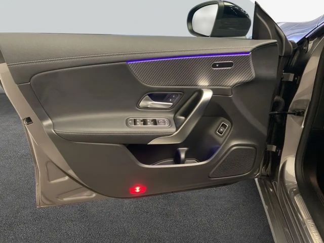 Mercedes-Benz CLA 200 CLA