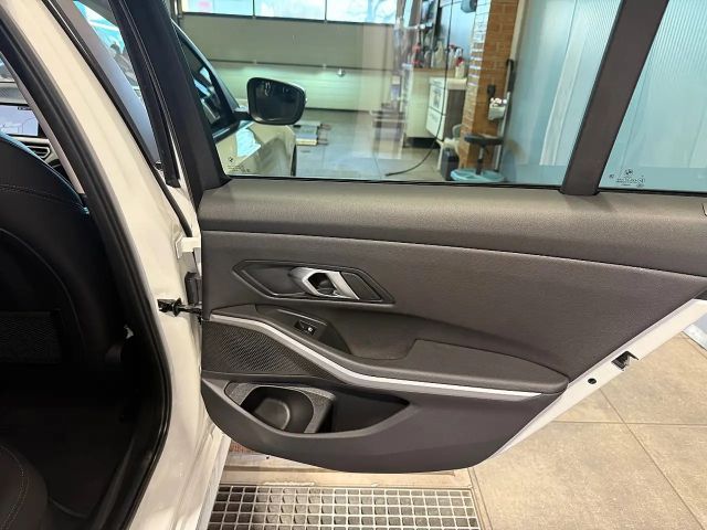 BMW 318 318d Touring