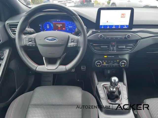 Ford Focus EcoBoost ST Line Wagon