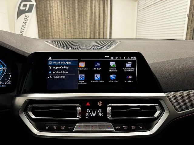 BMW 330 330e M-Sport Touring xDrive