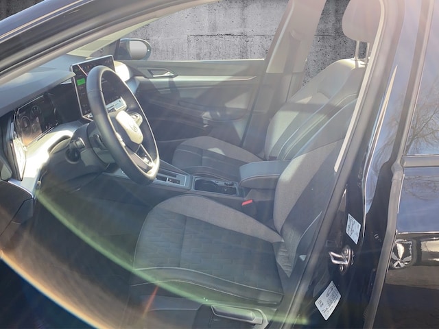 Volkswagen Golf 1.5 eTSI DSG Plus