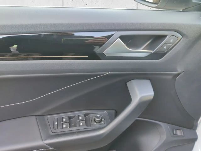 Volkswagen T-Roc 2.0 TSI 4Motion Plus R-Line