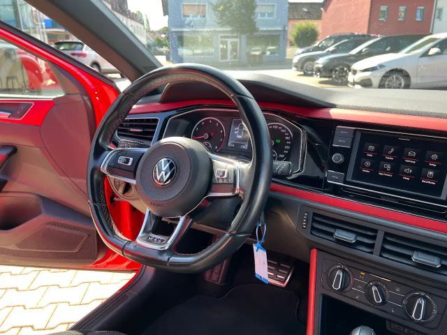 Volkswagen Polo 2.0 TSI DSG GTI