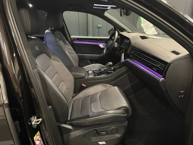 Volkswagen Touareg 4Motion R-Line Style