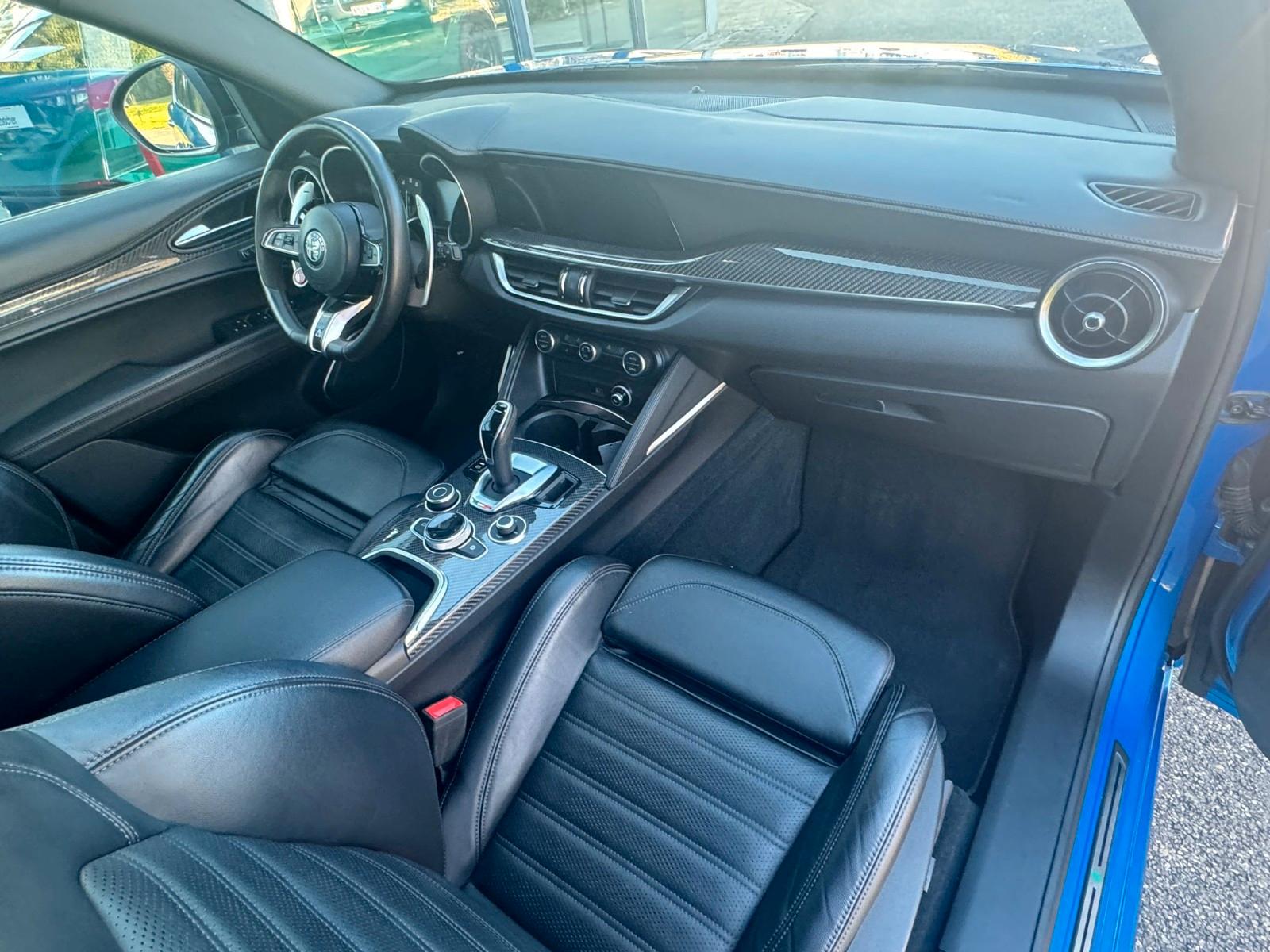 Alfa Romeo Stelvio Q4 Quadrifoglio