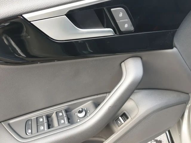 Audi A4 40 TFSI Quattro S-Line