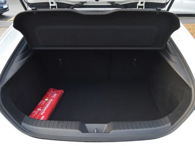 Mazda 3 Benzin 140PS 6AG Centre-Line Navi PDC SHZ