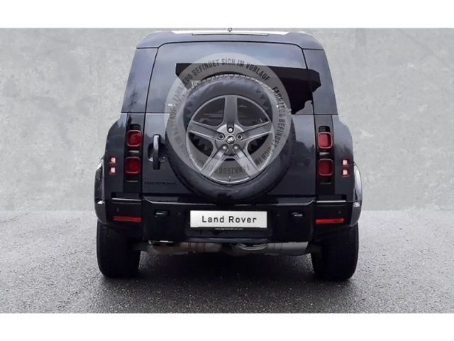 Land Rover Defender 110 D300 Dynamic SE