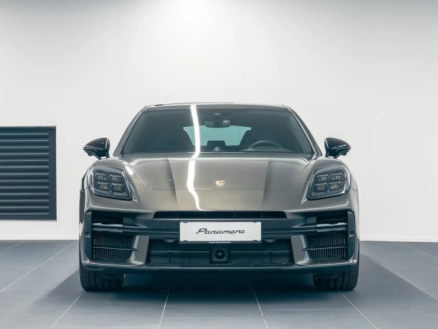 Porsche Panamera 4 E-Hybrid