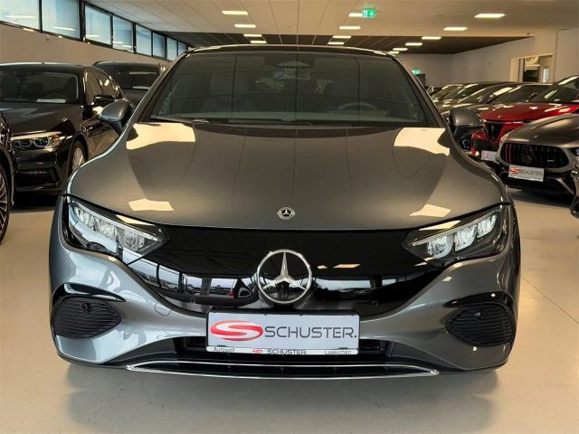 Mercedes-Benz EQE 300 Sedan