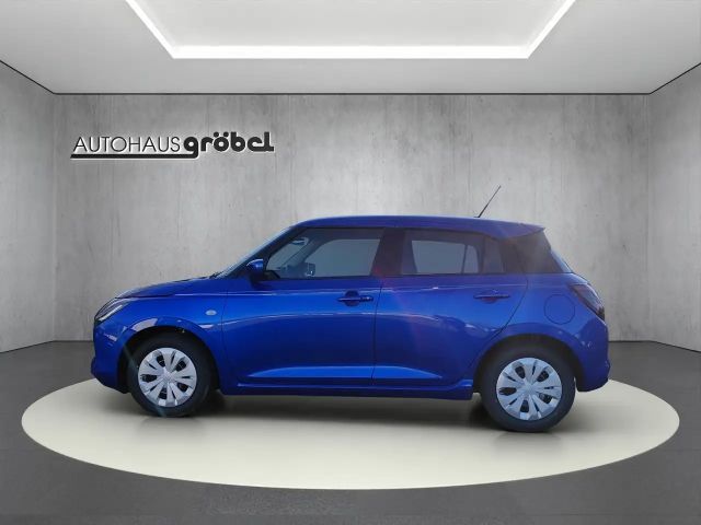 Suzuki Swift Club Hybrid
