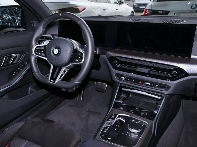 BMW 330 330i M-Sport xDrive