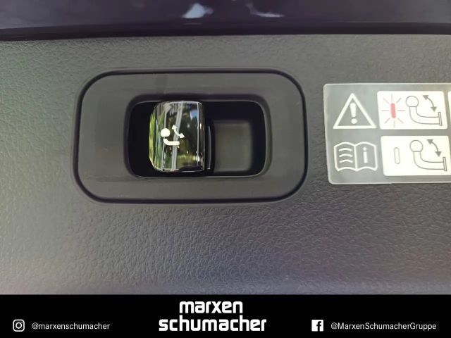 Mercedes-Benz C 180 AVANTGARDE Estate