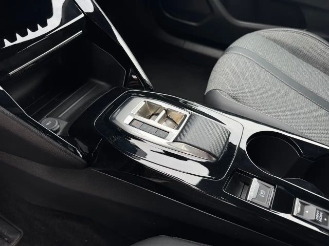 Peugeot 2008 Allure Pack EAT8 PureTech