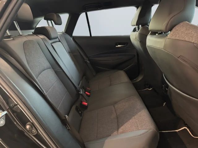 Toyota Corolla Hybride Team D