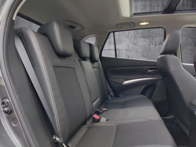 Suzuki S-Cross AllGrip Flash Hybrid