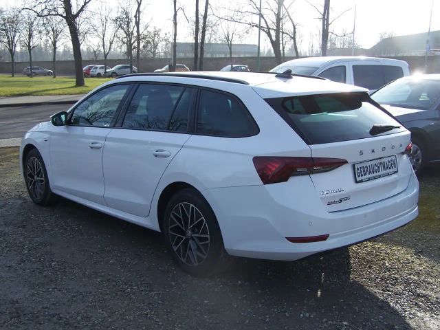 Skoda Octavia 2.0 TDI Clever Combi