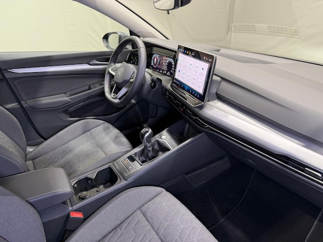 Volkswagen Golf 1.5 TSI Life Variant