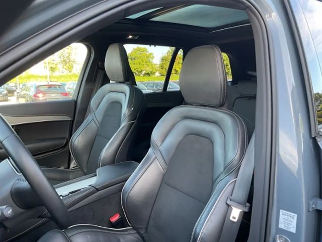 Volvo XC90 AWD R-Design T8