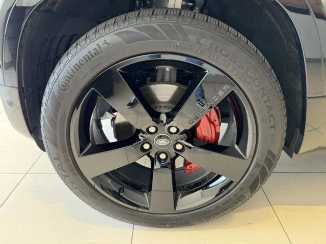 Land Rover Defender 110 Black Pack D300