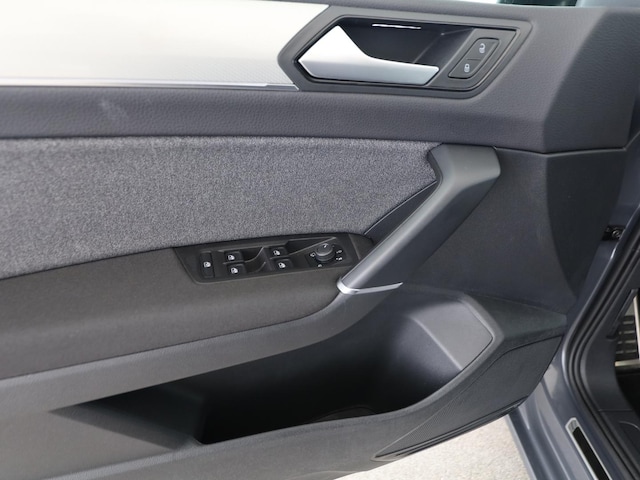 Volkswagen Touran Touran 1.5 TSI DSG MOVE+GJR+ACC+PDC+NAV+LED+APP