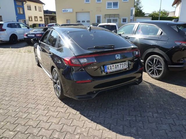 Honda Civic 2.0 Elegance Hybrid e:HEV i-MMD