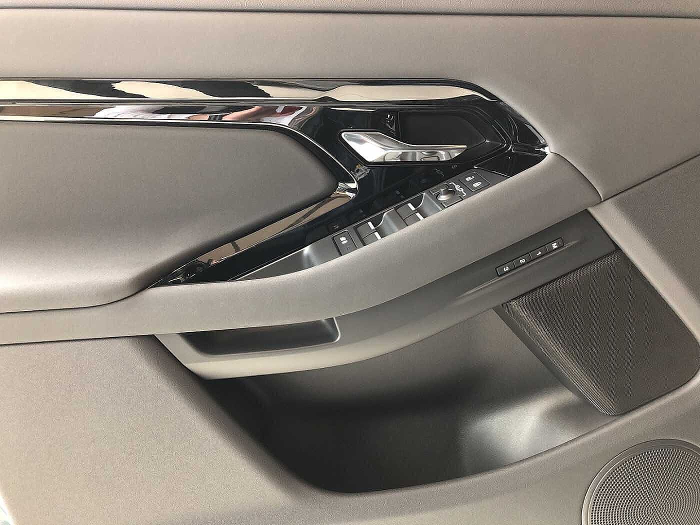 Land Rover Range Rover Evoque D200 Dynamic SE