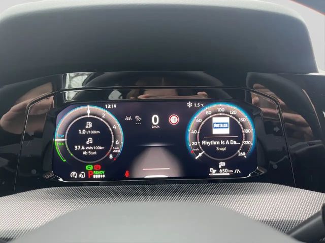 Volkswagen Golf GTE Style