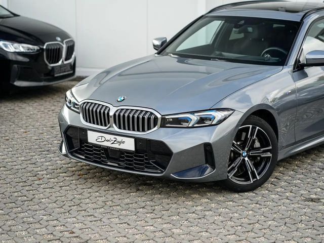 BMW 330 330d M-Sport Touring xDrive
