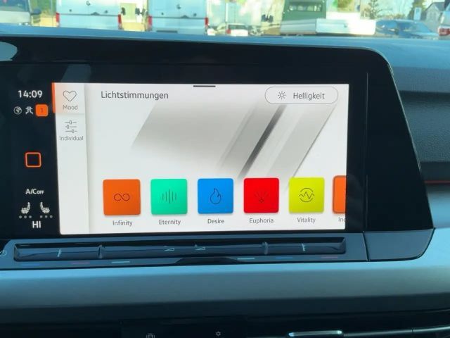 Volkswagen Golf Golf VIII Life Variant