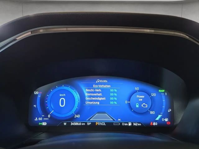 Ford Kuga Plug in Hybrid ST Line X