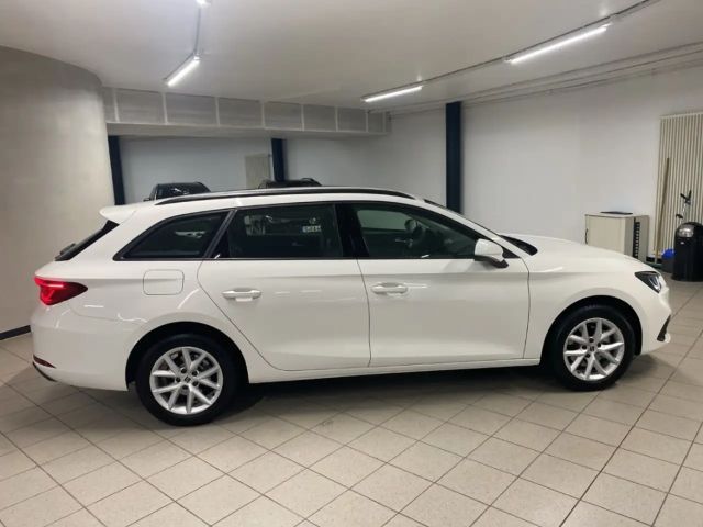 Seat Leon 1.5 eTSI Sportstourer Style