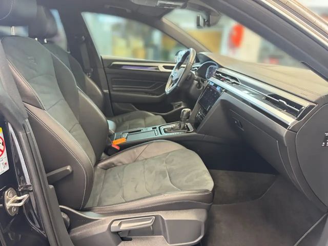 Volkswagen Arteon 2.0 TSI R-Line