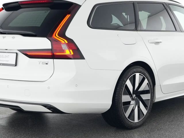 Volvo V90 AWD Dark Plus T8
