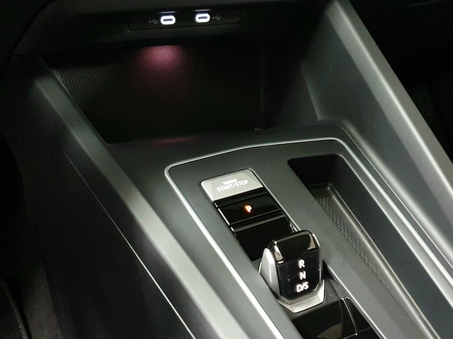 Volkswagen Golf 1.5 eTSI DSG