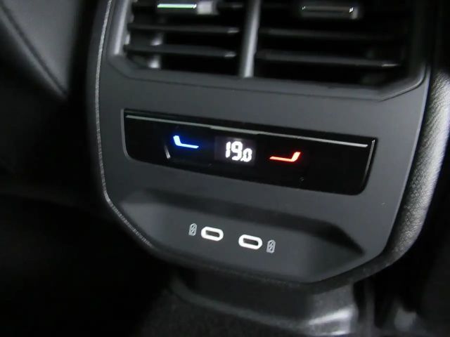 Cupra Leon DSG e-Hybrid