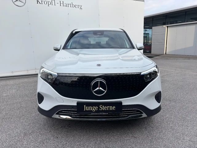 Mercedes-Benz EQB 250