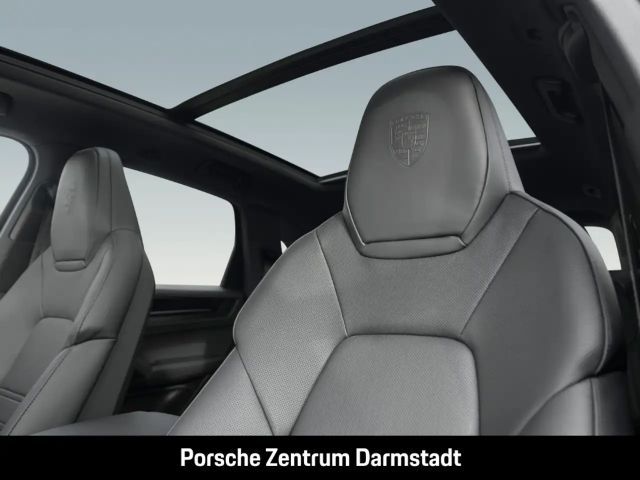 Porsche Cayenne Black Edition