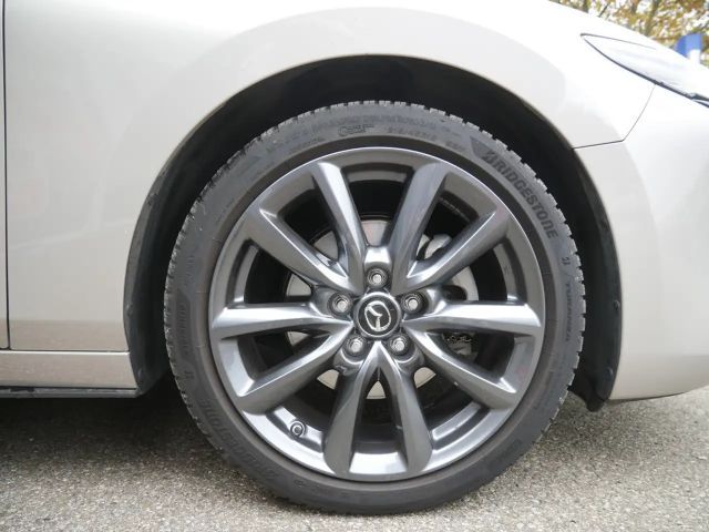 Mazda 3 SkyActiv Takumi e-Skyactiv