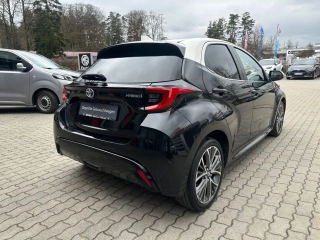 Toyota Yaris Hatchback Hybride VVT-i