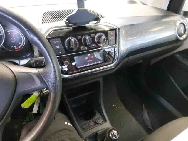 Volkswagen up! Move Move up!