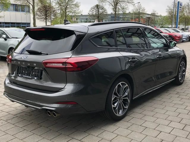 Ford Focus EcoBoost ST Line Wagon