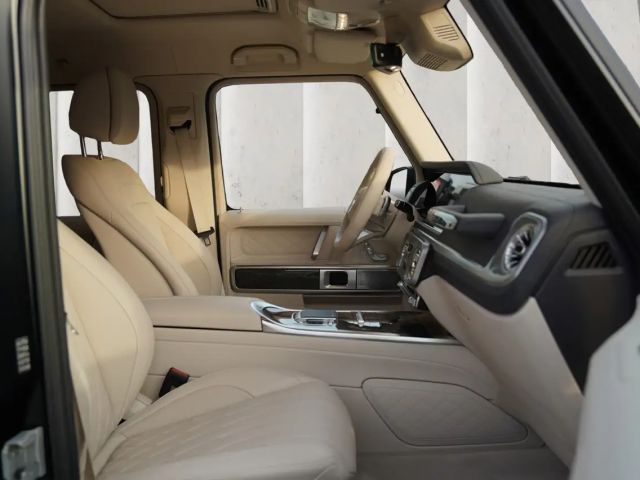 Mercedes-Benz G 450 450d AMG Line