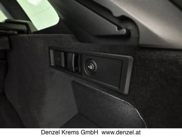 BMW 330 330e Touring xDrive