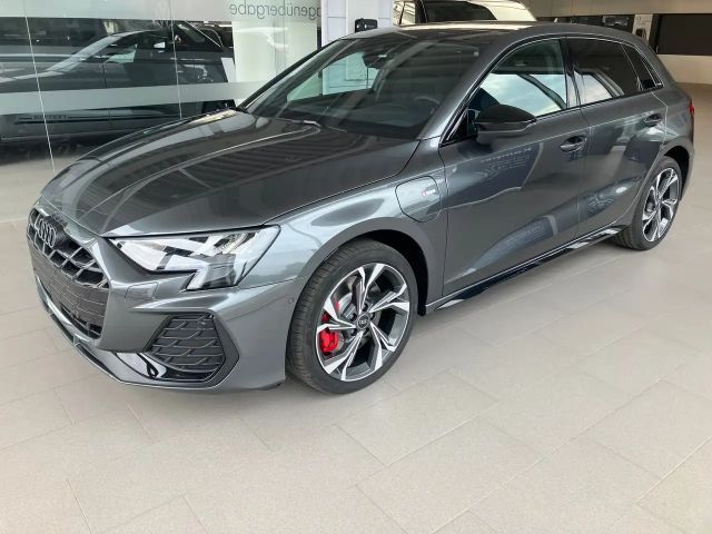 Audi A3 45 TFSI Hybride S-Line Sedan