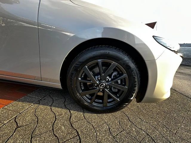 Mazda 3 2.5L Homura SkyActiv e-Skyactiv