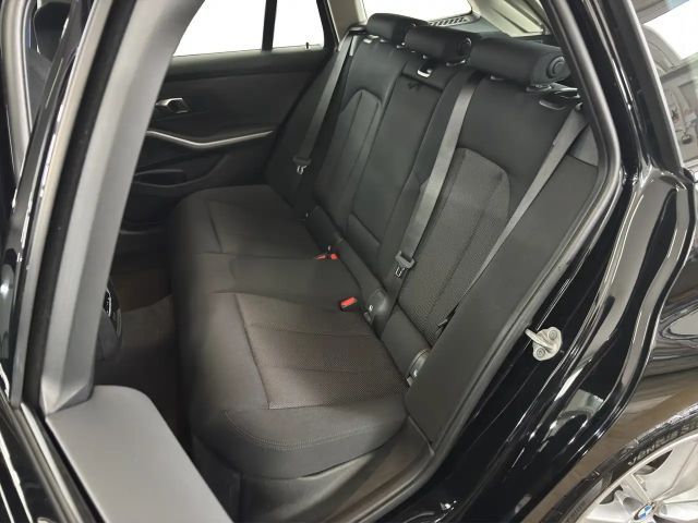 BMW 318 318i Touring