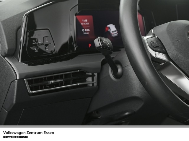 Volkswagen Golf Business DSG Style