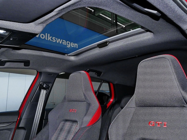 Volkswagen Golf DSG GTI