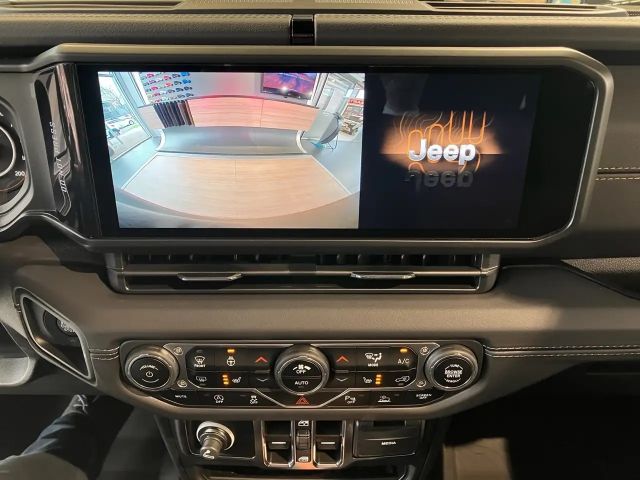 Jeep Wrangler 4x4 Sahara